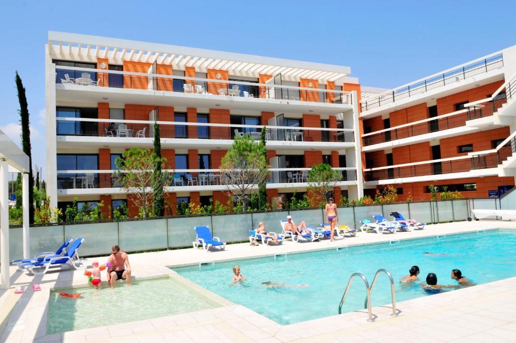 Residence Goelia Royal Cap Villeneuve-Loubet Ngoại thất bức ảnh